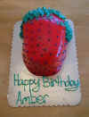 Amber's cake.jpg (46587 bytes)